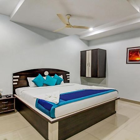 Hotel S Y N Residency Гайдарабад Екстер'єр фото
