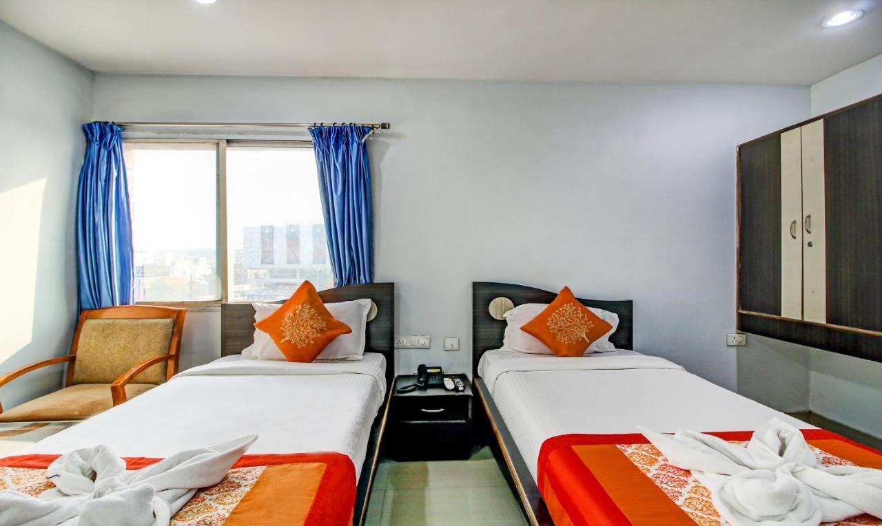 Hotel S Y N Residency Гайдарабад Екстер'єр фото