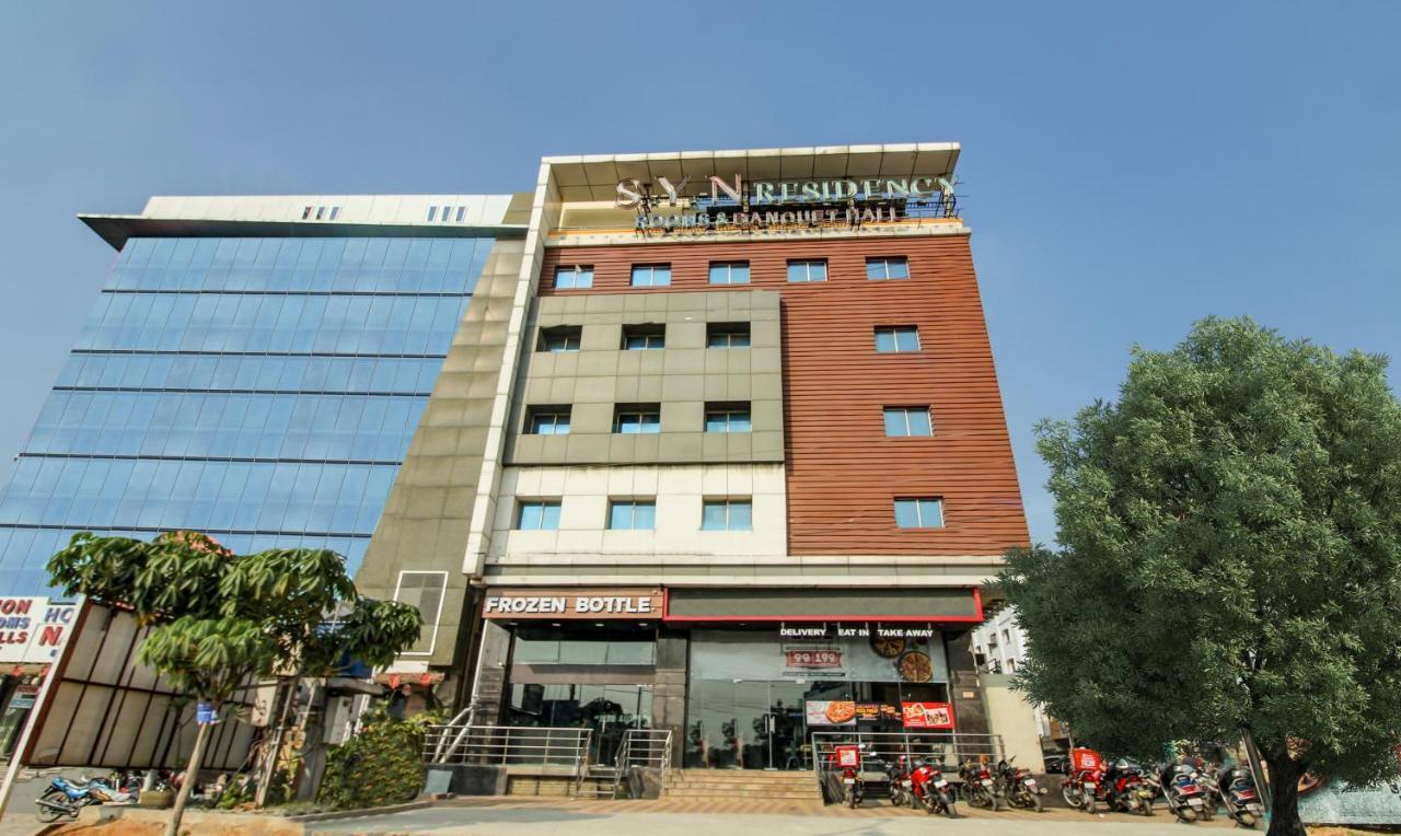 Hotel S Y N Residency Гайдарабад Екстер'єр фото